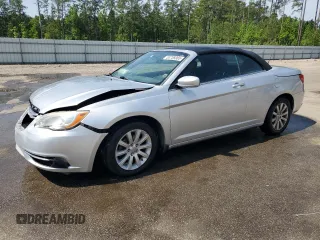 2012 Chrysler 200 Touring z VIN 1C3BCBEB2CN229085, wystawiony jako Copart lot #53739365 z przebiegiem 157 173 mil mil oraz Szkoda całkowita • Salvage title. Historia ofert i sprzedaży dostępna na DreamBid. Obrazek 1.
