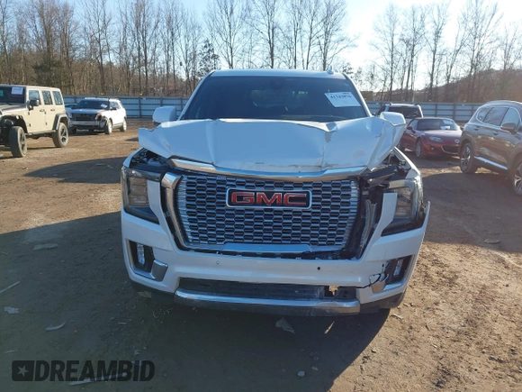 2021 GMC Yukon Denali with VIN 1GKS2DKL2MR458128, listed as a IAAI auction lot 41343876 with 64,732 mi miles. Bid and sale history available at carsss.com. Image 12.