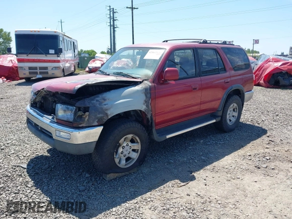 1998 Toyota 4Runner SR5 z VIN JT3HN86RXW0193568, wystawiony jako IAAI lot #42062130 z przebiegiem Nie podano mil oraz . Historia ofert i sprzedaży dostępna na DreamBid. Obrazek 2.