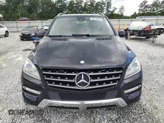 2014 Mercedes-Benz M 350 with VIN 4JGDA5JBXEA283502, listed as a Copart auction lot 60438895 with 113,798 mi miles and Salvage title. Bid and sale history available at DreamBid. Image 5.