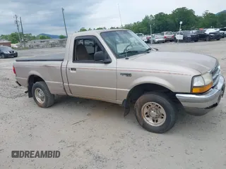 1998 Ford Ranger XL z VIN 1FTYR10CXWTA26413, wystawiony jako IAAI lot #42305686 z przebiegiem 203 336 mil mil oraz . Historia ofert i sprzedaży dostępna na DreamBid. Obrazek 1.