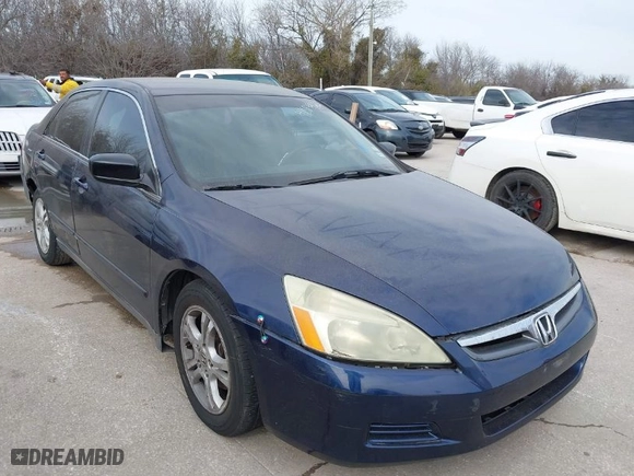 2007 Honda Accord Sdn LX with VIN 1HGCM56497A001405, listed as a IAAI auction lot 41584462 with 274,055 mi miles. Bid and sale history available at carsss.com. Image 6.