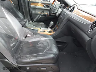 2008 Buick Enclave CXL with VIN 5GAER23768J264282, listed as a IAAI auction lot 41823071 with 266,150 mi miles. Bid and sale history available at carsss.com. Image 5.