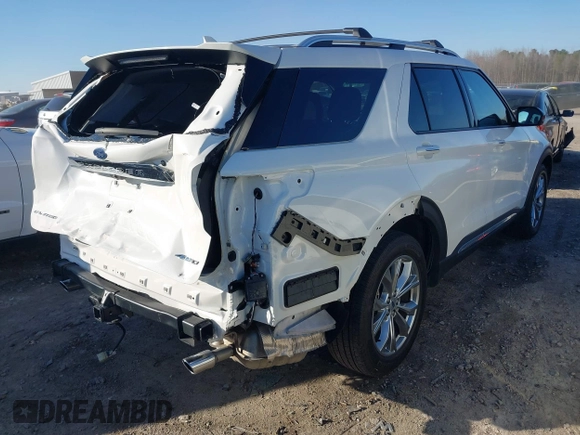 2022 Ford Explorer Limited with VIN 1FMSK8FH2NGB65833, listed as a IAAI auction lot 41664618 with 31,459 mi miles. Bid and sale history available at carsss.com. Image 4.