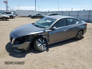 2022 Nissan Altima SV z VIN 1N4BL4DW7NN339120, wystawiony jako Copart lot #56528765 z przebiegiem 108 525 mil mil oraz Czysty tytuł • Clean title. Historia ofert i sprzedaży dostępna na DreamBid. Obrazek 1.