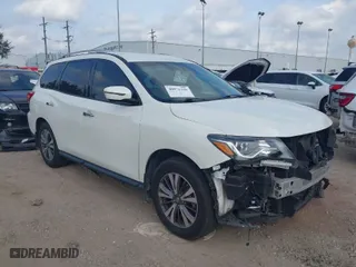 2017 Nissan Pathfinder SV with VIN 5N1DR2MN2HC603062, listed as a IAAI auction lot 40971328 with 94,285 mi miles. Bid and sale history available at carsss.com. Image 1.