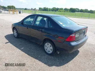 2007 Ford Focus S с VIN 1FAFP34N67W302628, выставлен на аукционе IAAI как лот 42517438 с пробегом 163 343 миль миль и . История ставок и продаж доступна на DreamBid. Изображение 3.