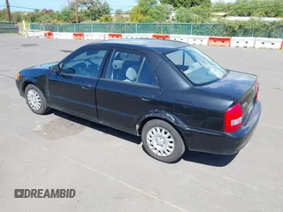 1999 Mazda Protege DX z VIN JM1BJ2228X0108327, wystawiony jako IAAI lot #41630708 z przebiegiem 171 459 mil mil oraz . Historia ofert i sprzedaży dostępna na DreamBid. Obrazek 3.