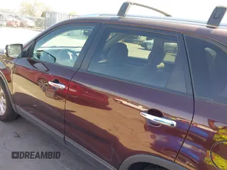 2015 Kia Sorento EX with VIN 5XYKU4A70FG630250, listed as a IAAI auction lot 41878246 with 86,078 mi miles. Bid and sale history available at carsss.com. Image 14.