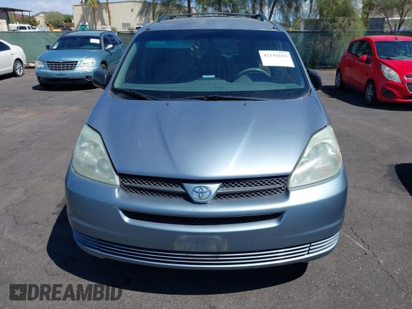 2004 Toyota Sienna CE with VIN 5TDZA23C14S146545, listed as a IAAI auction lot 42142654 with 260,031 mi miles and . Bid and sale history available at DreamBid. Image 6.