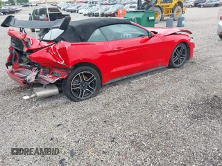 2022 Ford Mustang EcoBoost z VIN 1FATP8UH5N5115670, wystawiony jako IAAI lot #42216350 z przebiegiem 73 705 mil mil oraz . Historia ofert i sprzedaży dostępna na DreamBid. Obrazek 4.