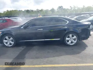 2008 Lexus LS 460 LWB with VIN JTHGL46F685021649, listed as a IAAI auction lot 41917829 with 1 mi miles. Bid and sale history available at carsss.com. Image 15.