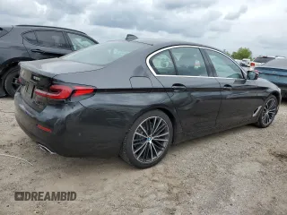 2021 BMW 5 Series 530i z VIN WBA53BH08MWW96605, wystawiony jako Copart lot #54408375 z przebiegiem 83 698 mil mil oraz Szkoda całkowita • Salvage title. Historia ofert i sprzedaży dostępna na DreamBid. Obrazek 3.