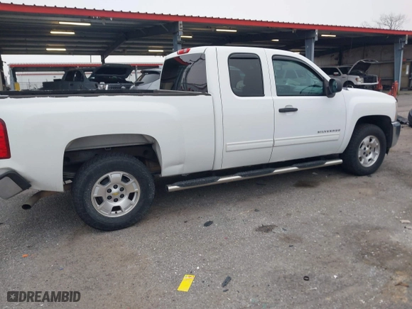2013 Chevrolet Silverado 1500 LT with VIN 1GCRCSE00DZ168385, listed as a IAAI auction lot 41417162 with 162,426 mi miles. Bid and sale history available at carsss.com. Image 13.