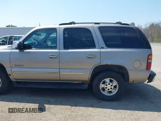 2002 Chevrolet Tahoe LS z VIN 1GNEK13Z82J150300, wystawiony jako IAAI lot #42116707 z przebiegiem 224 512 mil mil oraz . Historia ofert i sprzedaży dostępna na DreamBid. Obrazek 6.