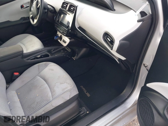 2017 Toyota Prius Two with VIN JTDKBRFU0H3037920, listed as a IAAI auction lot 42356304 with 155,485 mi miles and . Bid and sale history available at DreamBid. Image 5.