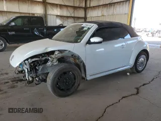 2015 Volkswagen Beetle 1.8T with VIN 3VW517AT3FM800881, listed as a Copart auction lot 87896105 with 30,315 mi miles and Salvage title. Bid and sale history available at DreamBid. Image 1.