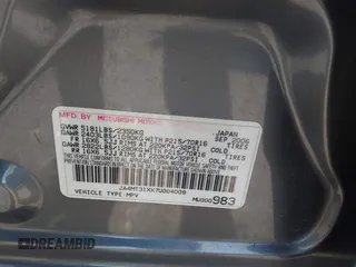 2007 Mitsubishi Outlander LS z VIN JA4MT31XX7U004009, wystawiony jako IAAI lot #42006069 z przebiegiem 222 768 mil mil oraz . Historia ofert i sprzedaży dostępna na DreamBid. Obrazek 9.