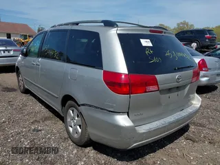 2005 Toyota Sienna CE z VIN 5TDZA23C25S342527, wystawiony jako IAAI lot #42176396 z przebiegiem Nie podano mil oraz . Historia ofert i sprzedaży dostępna na DreamBid. Obrazek 3.