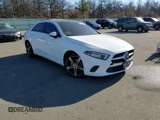 2022 Mercedes-Benz A 220 z VIN W1K3G4FB6NJ349440, wystawiony jako Copart lot #80438744 z przebiegiem 28 483 mil mil oraz Szkoda całkowita • Salvage title. Historia ofert i sprzedaży dostępna na DreamBid. Obrazek 11.