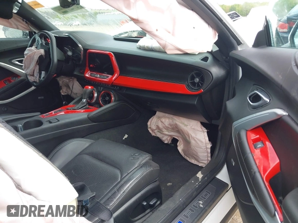 2018 Chevrolet Camaro 2SS with VIN 1G1FH1R77J0184548, listed as a IAAI auction lot 42232532 with 35,994 mi miles and . Bid and sale history available at DreamBid. Image 5.