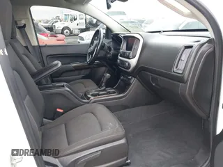 2019 GMC Canyon 2WD SLE with VIN 1GTG5CEN4K1128339, listed as a IAAI auction lot 41533108 with 38,666 mi miles. Bid and sale history available at carsss.com. Image 5.