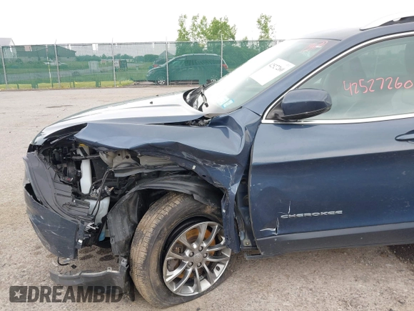2019 Jeep Cherokee Latitude Plus with VIN 1C4PJMLB1KD465110, listed as a IAAI auction lot 42527260 with 32,579 mi miles and . Bid and sale history available at DreamBid. Image 6.