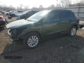 2024 Toyota Corolla Cross LE z VIN 7MUBAABG8RV103057, wystawiony jako Copart lot #50009985 z przebiegiem 7 829 mil mil oraz Szkoda całkowita • Salvage title. Historia ofert i sprzedaży dostępna na DreamBid. Obrazek 1.