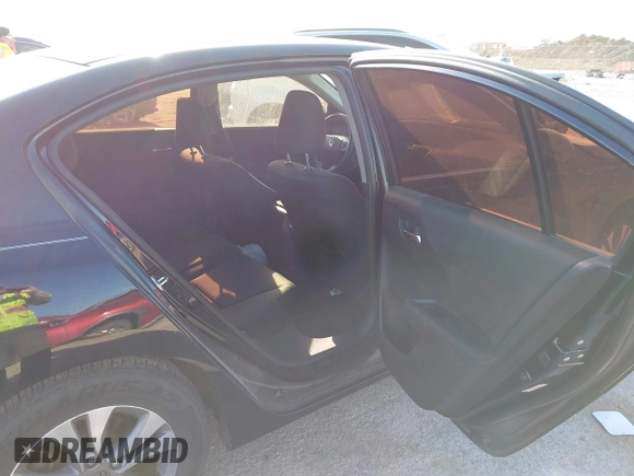 2015 Honda Accord LX with VIN 1HGCR2F30FA095213, listed as a IAAI auction lot 41831332 with 142,284 mi miles and . Bid and sale history available at DreamBid. Image 8.