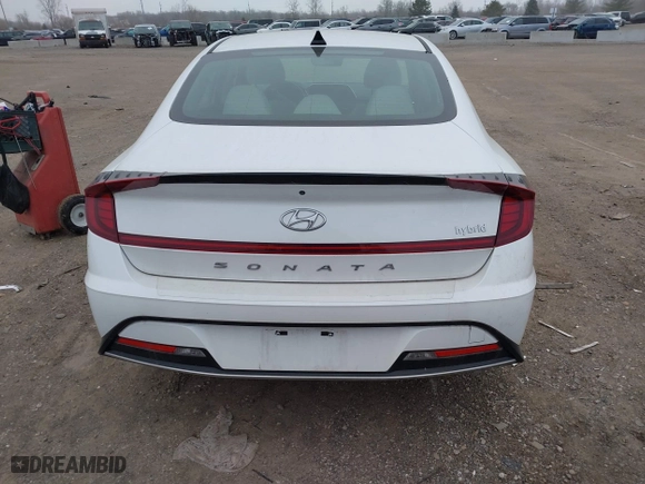 2021 Hyundai Sonata Hybrid SEL with VIN KMHL34JJ7MA032703, listed as a IAAI auction lot 41252575 with 22,067 mi miles. Bid and sale history available at carsss.com. Image 16.