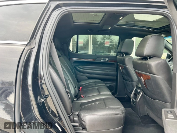 2019 Lincoln MKT with VIN 2LMHJ5NK8KBL01284, listed as a Copart auction lot 50058345 with 326,875 mi miles and Clean Title. Bid and sale history available at DreamBid. Image 6.