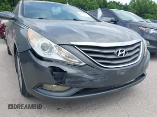 2013 Hyundai Sonata GLS with VIN 5NPEB4AC4DH628829, listed as a IAAI auction lot 42136839 with 121,381 mi miles and . Bid and sale history available at carsss.com. Image 6.