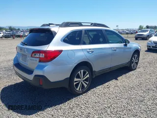 2018 Subaru Outback Limited с VIN 4S4BSANCXJ3272207, выставлен на аукционе IAAI как лот 42342977 с пробегом 70 368 миль миль и . История ставок и продаж доступна на DreamBid. Изображение 4.