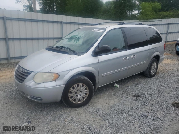 2007 Chrysler Town & Country LWB LX with VIN 2A8GP44R27R331052, listed as a Copart auction lot 54336965 with 233,929 mi miles and Clean Title. Bid and sale history available at carsss.com. Image 1.
