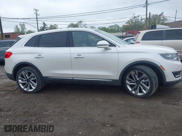 2017 Lincoln MKX Reserve with VIN 2LMPJ8LR5HBL14872, listed as a IAAI auction lot 42244881 with 110,991 mi miles and . Bid and sale history available at DreamBid. Image 13.