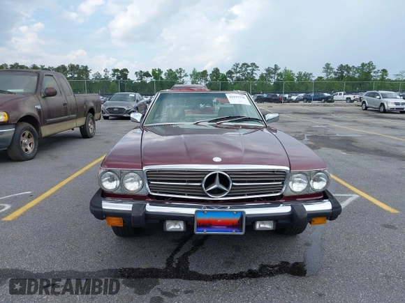 1985 Mercedes-Benz 380 z VIN WDBBA45C0FA026342, wystawiony jako IAAI lot #42197536 z przebiegiem 116 373 mil mil oraz . Historia ofert i sprzedaży dostępna na DreamBid. Obrazek 12.