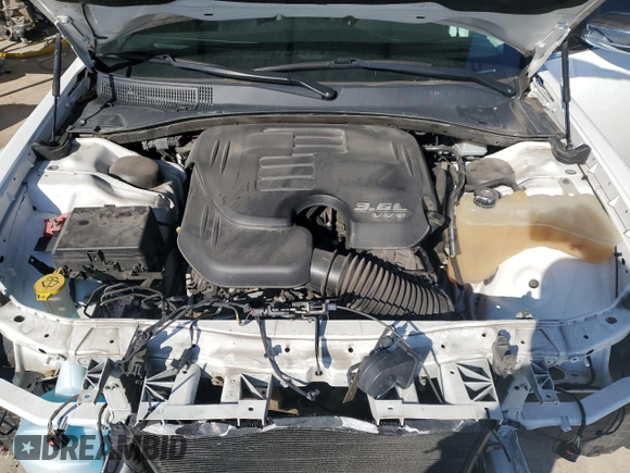 2019 Chrysler 300 Limited with VIN 2C3CCAKG4KH578075, listed as a Copart auction lot 48793195 with 96,986 mi miles and Salvage Title. Bid and sale history available at carsss.com. Image 11.