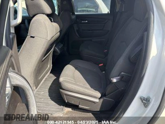 2014 GMC Acadia SLE with VIN 1GKKVPKD1EJ194319, listed as a IAAI auction lot 42121945 with 182,049 mi miles and . Bid and sale history available at carsss.com. Image 8.