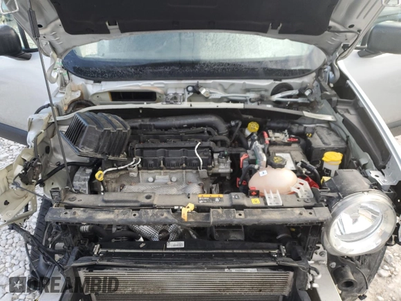 2020 Jeep Renegade Sport with VIN ZACNJBAB1LPL76670, listed as a Copart auction lot 43144075 with 91,739 mi miles and Salvage title. Bid and sale history available at DreamBid. Image 13.