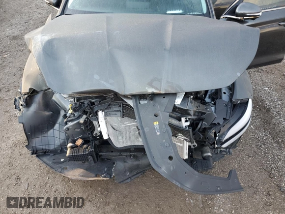 2023 Genesis G70 3.3T with VIN KMTG54TE0PU128774, listed as a Copart auction lot 72209364 with 14,186 mi miles and Salvage Title. Bid and sale history available at carsss.com. Image 11.