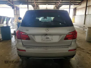 2013 Mercedes-Benz GL 450 z VIN 4JGDF7CE4DA115020, wystawiony jako Copart lot #54309625 z przebiegiem 166 123 mil mil oraz Szkoda całkowita • Salvage title. Historia ofert i sprzedaży dostępna na DreamBid. Obrazek 6.