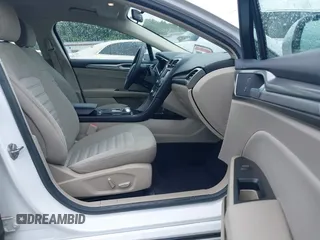 2017 Ford Fusion SE с VIN 3FA6P0H72HR219101, выставлен на аукционе IAAI как лот 42640322 с пробегом 50 396 миль миль и . История ставок и продаж доступна на DreamBid. Изображение 5.