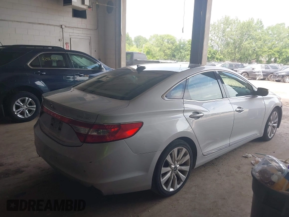 2016 Hyundai Azera Limited with VIN KMHFH4JGXGA508661, listed as a IAAI auction lot 42522492 with 188,700 mi miles and . Bid and sale history available at DreamBid. Image 4.