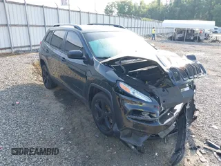 2016 Jeep Cherokee Sport z VIN 1C4PJLABXGW369484, wystawiony jako IAAI lot #42297484 z przebiegiem 157 529 mil mil oraz . Historia ofert i sprzedaży dostępna na DreamBid. Obrazek 6.