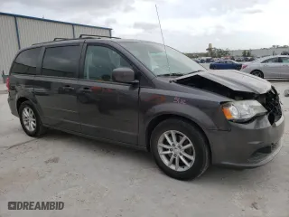 2016 Dodge Grand Caravan SXT with VIN 2C4RDGCGXGR318723, listed as a Copart auction lot 47752125 with 140,398 mi miles and Salvage Title. Bid and sale history available at carsss.com. Image 4.