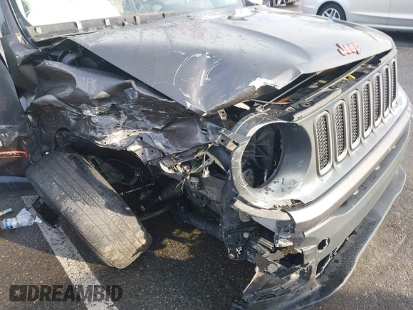 2016 Jeep Renegade Latitude with VIN ZACCJBBT9GPD52754, listed as a IAAI auction lot 41868531 with 161,159 mi miles. Bid and sale history available at carsss.com. Image 6.