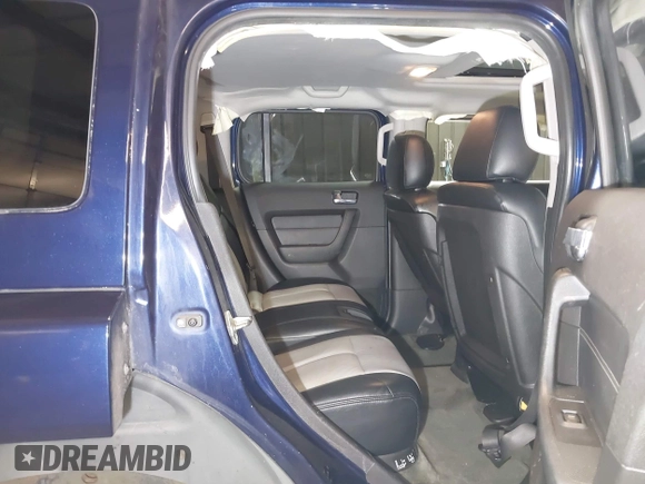 2008 Hummer H3 SUV with VIN 5GTEN13E388156284, listed as a IAAI auction lot 42107564 with 117,532 mi miles. Bid and sale history available at carsss.com. Image 8.