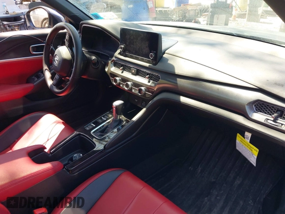 2024 Acura Integra w/A-Spec Package z VIN 19UDE4H30RA007838, wystawiony jako IAAI lot #42139000 z przebiegiem 14 246 mil mil oraz . Historia ofert i sprzedaży dostępna na DreamBid. Obrazek 5.