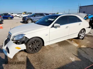2012 Mercedes-Benz E 350 Luxury с VIN WDDHF5KB9CA648020, выставлен на аукционе Copart как лот 58217585 с пробегом 156 337 миль миль и Списание • Salvage title. История ставок и продаж доступна на DreamBid. Изображение 1.