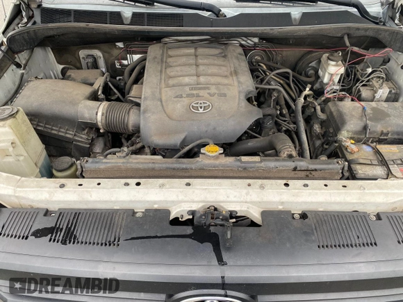 2016 Toyota Tundra SR z VIN 5TFRM5F18GX095787, wystawiony jako Copart lot #58425245 z przebiegiem 227 425 mil mil oraz Czysty tytuł • Clean title. Historia ofert i sprzedaży dostępna na DreamBid. Obrazek 7.